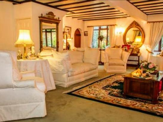 Tudor Place Bed & Breakfast Winnersh Ngoại thất bức ảnh